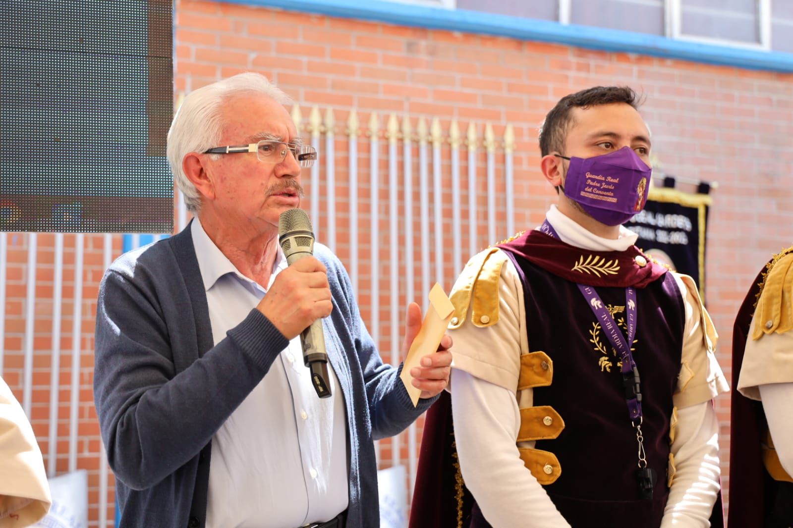 Respalda Ayuntamiento de Chiautempan a grupos que hacen posible la Semana Santa en Chiautempan